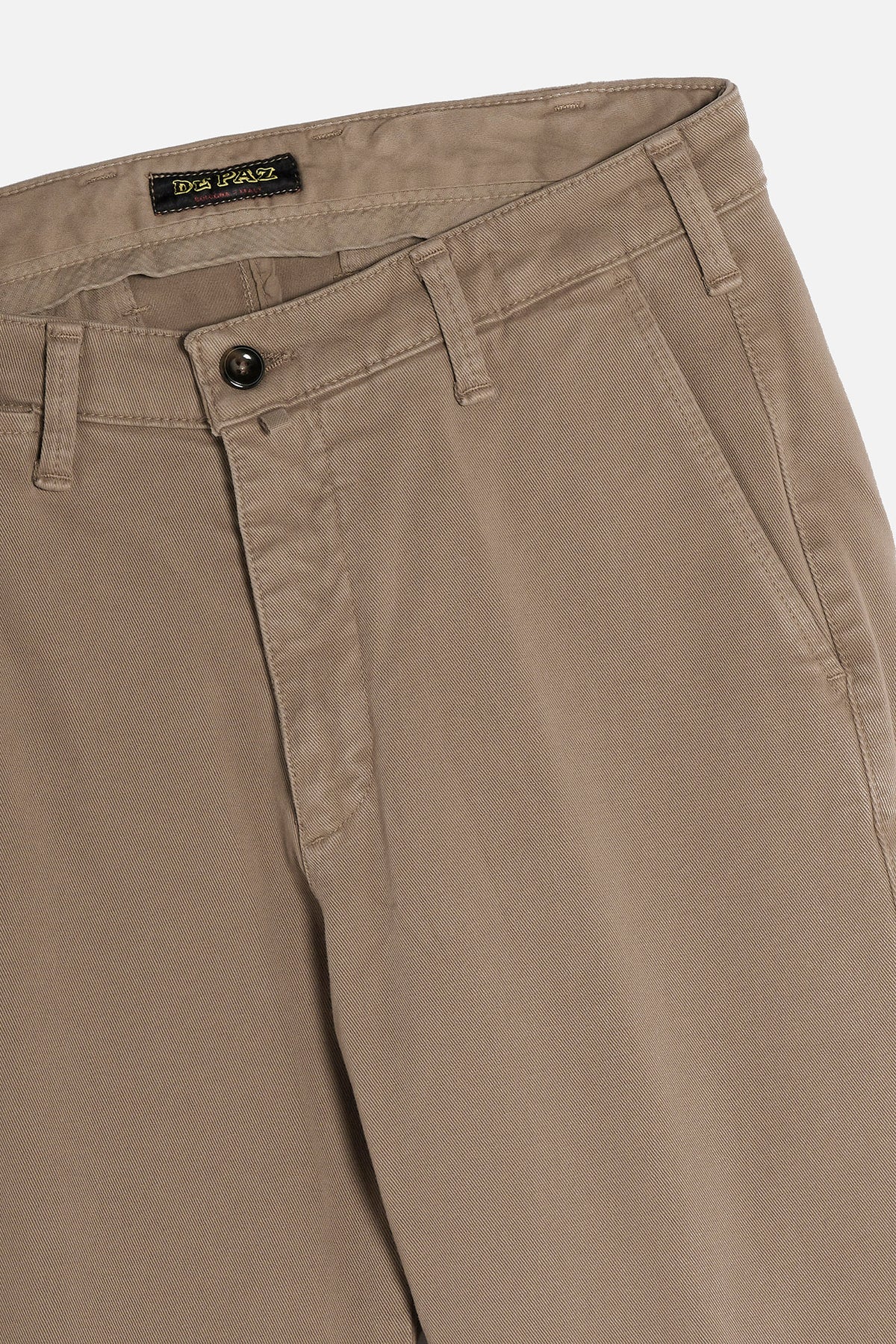 Dettaglio Pantalone Chinos De Paz in cotone invernale beige con tasca e bottone