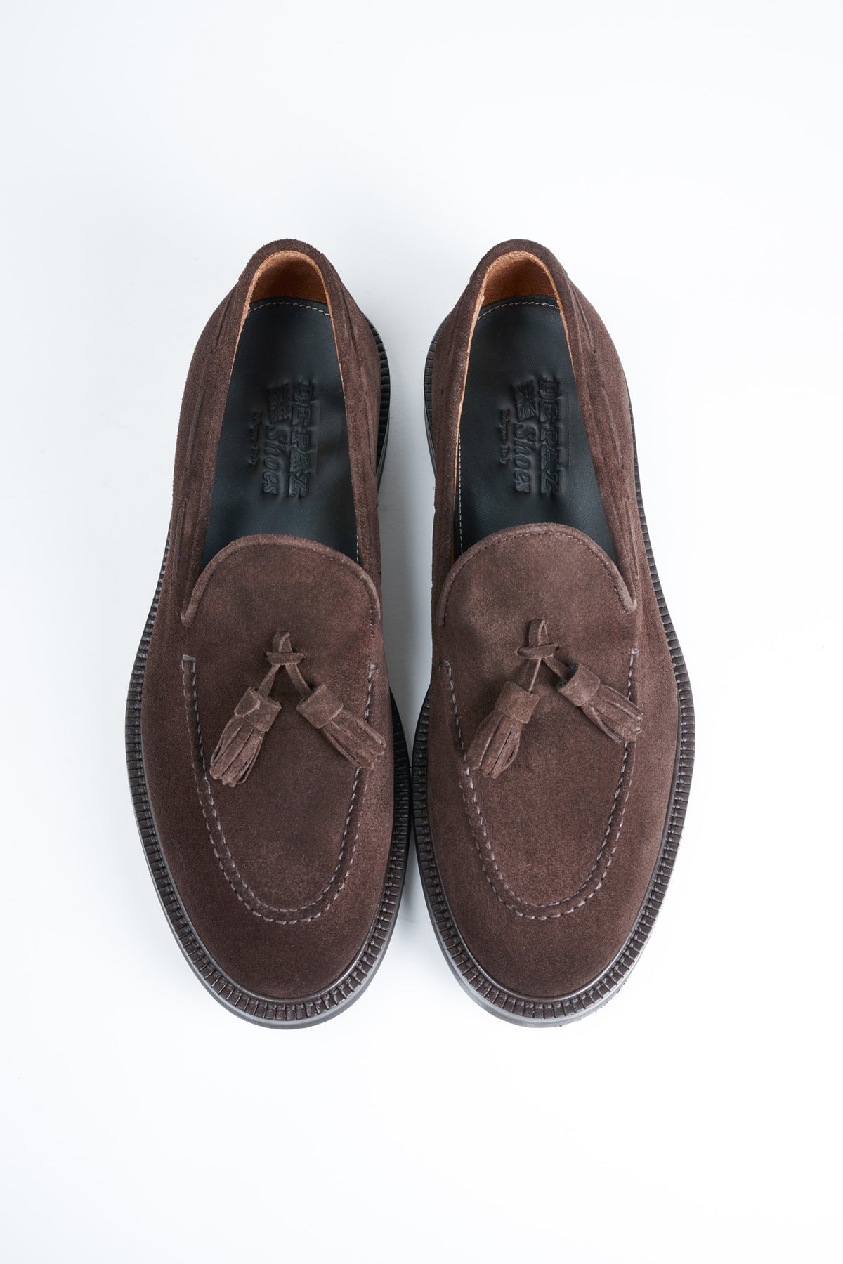 Mocassino con Nappine Scamosciato
