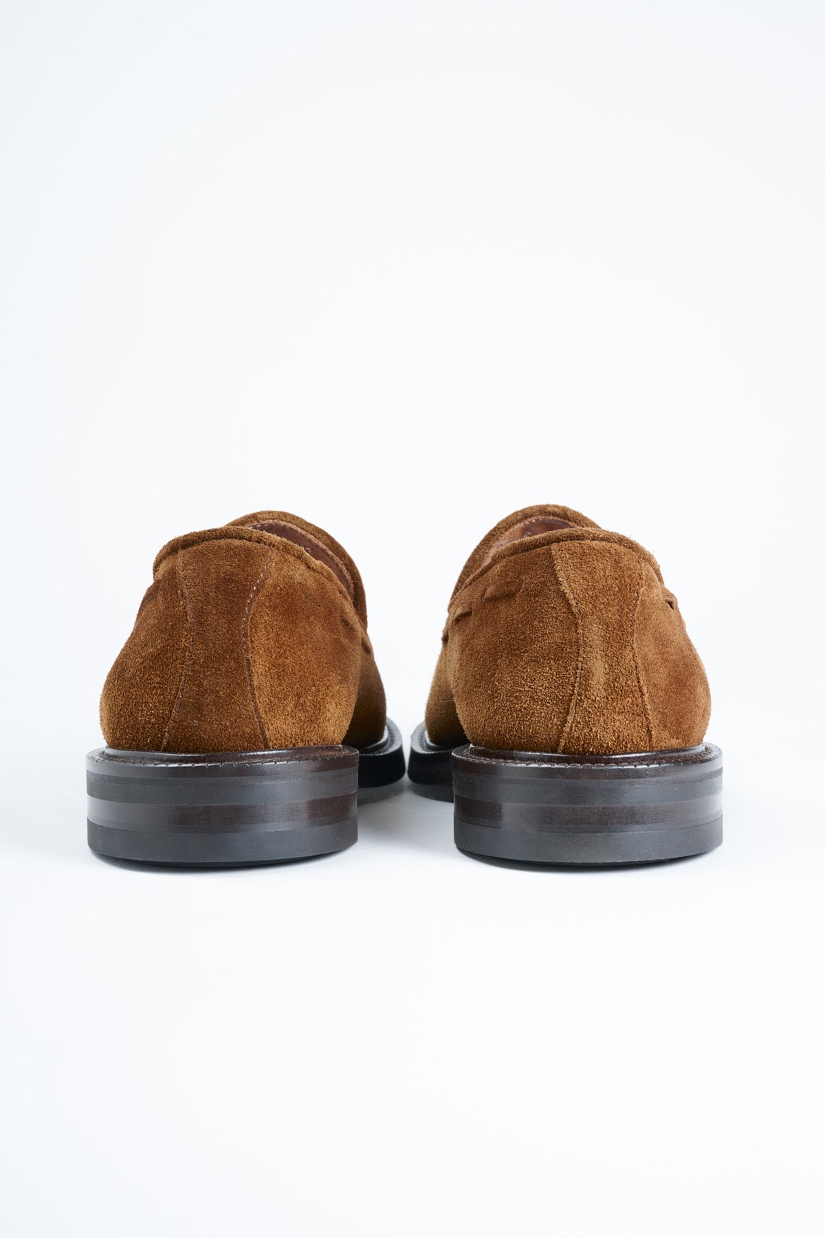 Mocassino con Nappine Scamosciato