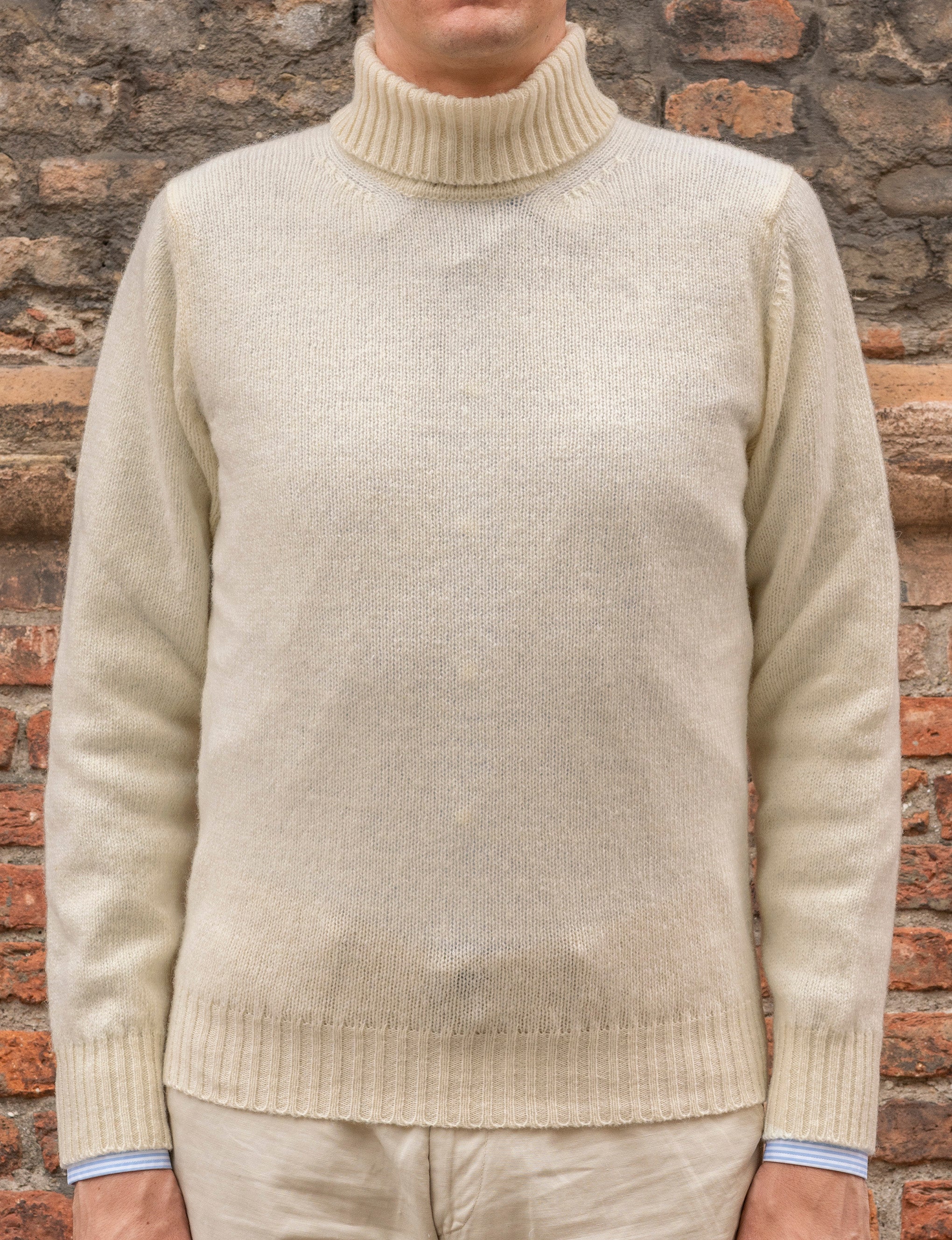 Shetland collo alto
