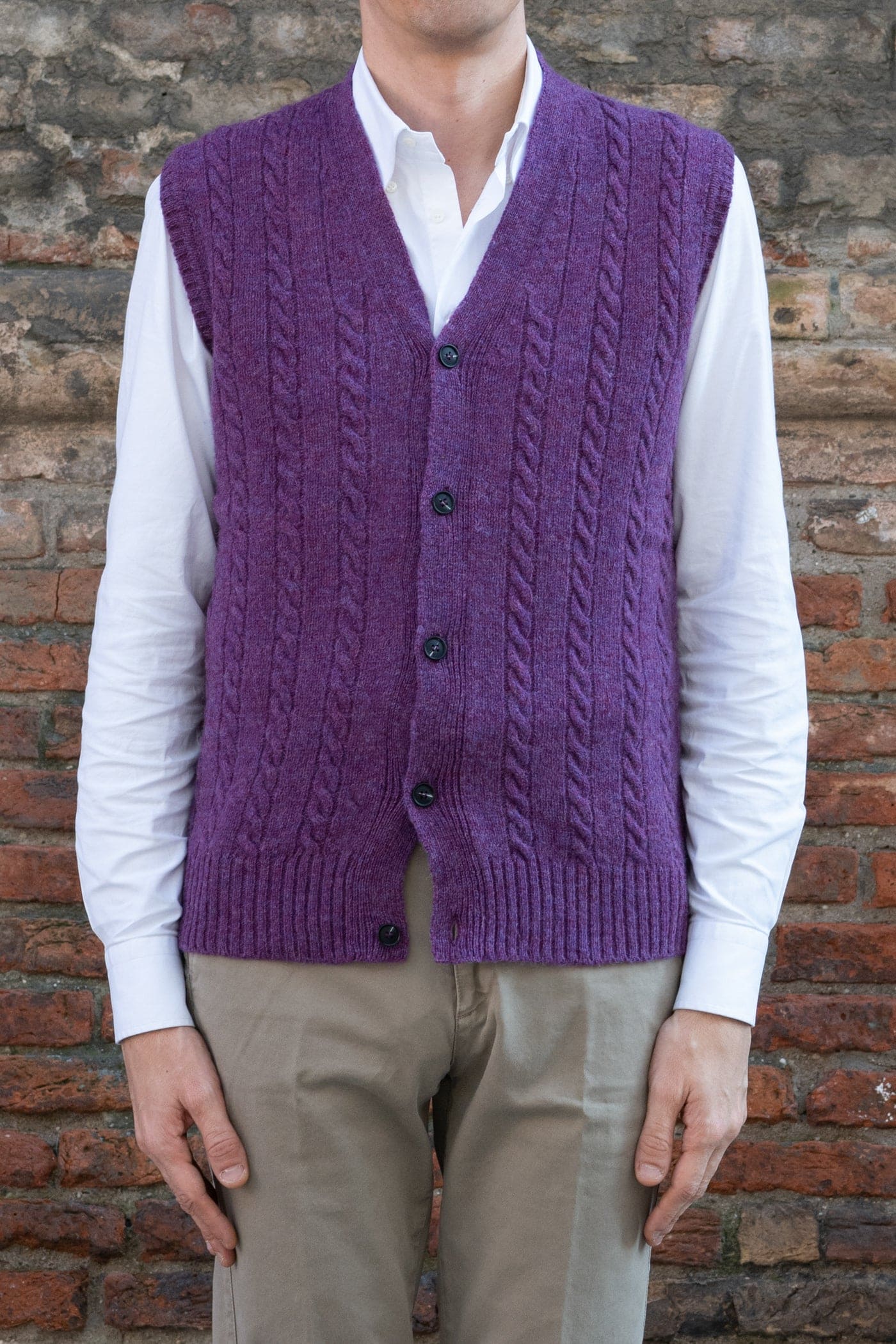 Shetland vest buttons
