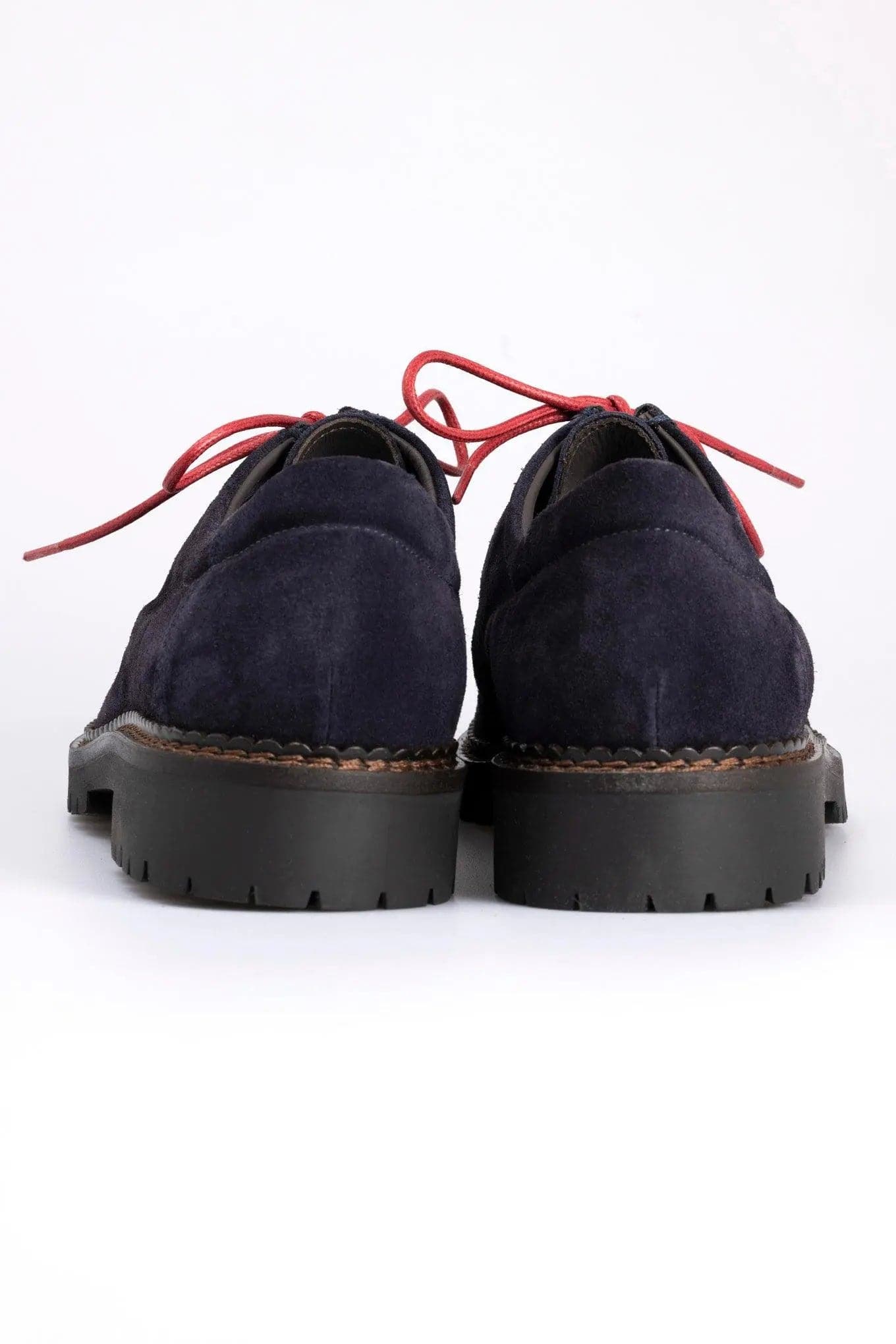 De Paz ShoesLe De Paz Shoes si prestano al tuo stile, seducendoti con il loro modello Boston! Una scarpa perfetta per un look da vero trend-setter: non rinunciare a un look modeDE PAZ